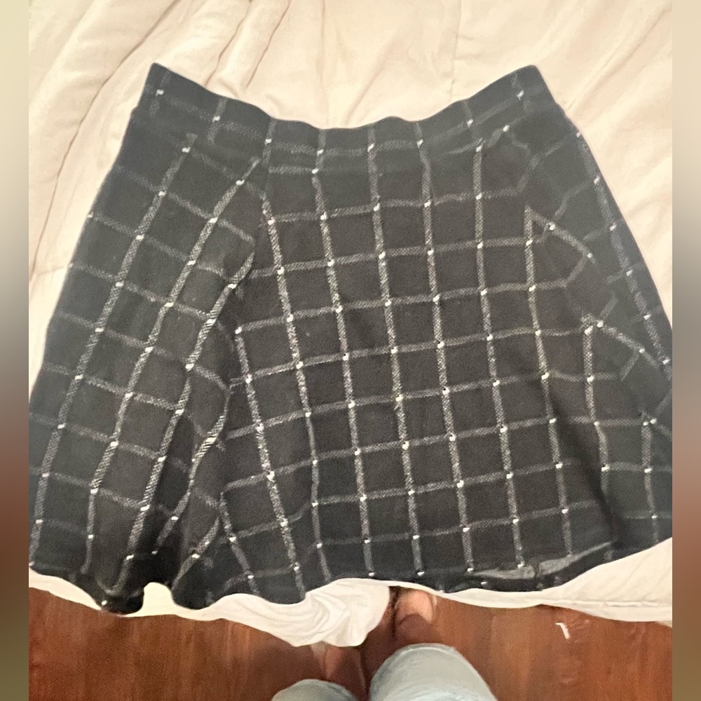 H&M Black and White A-Line Mini Skirt